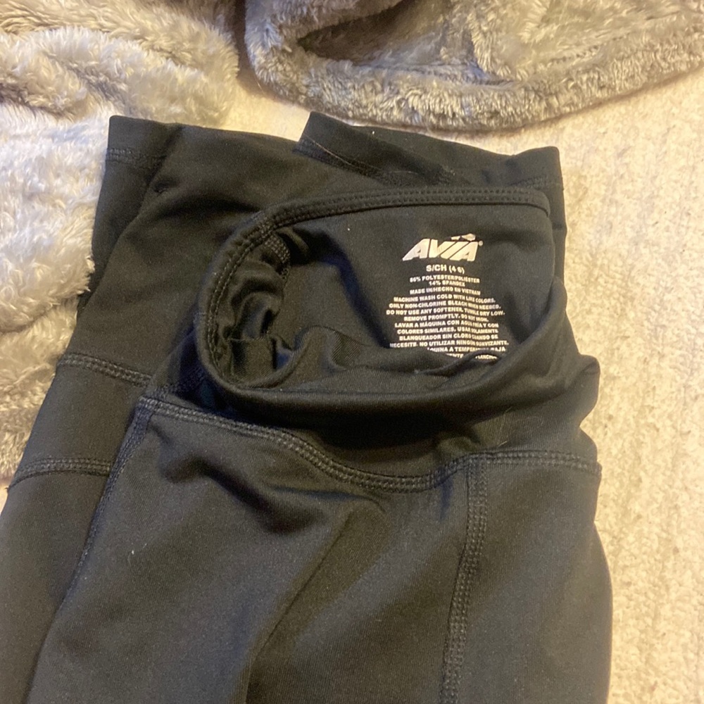 Athletic capris